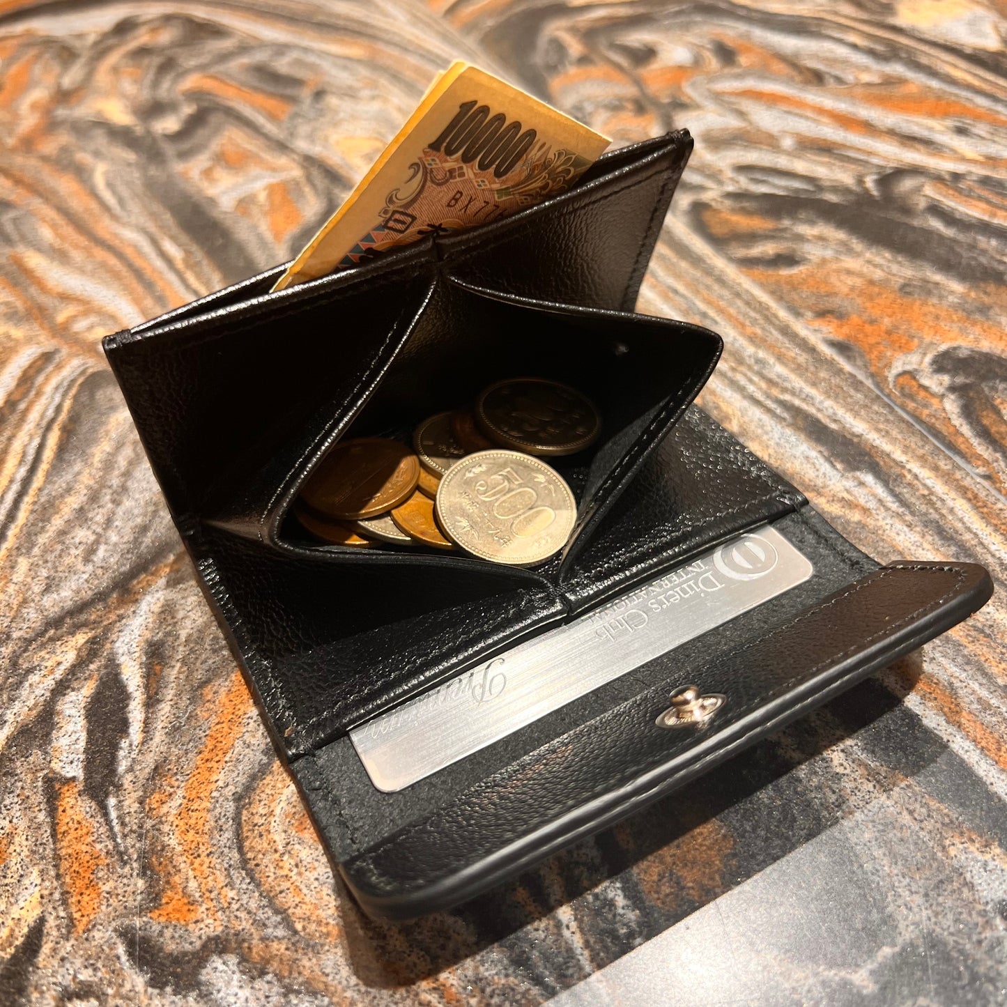 LFT minimalist coin case